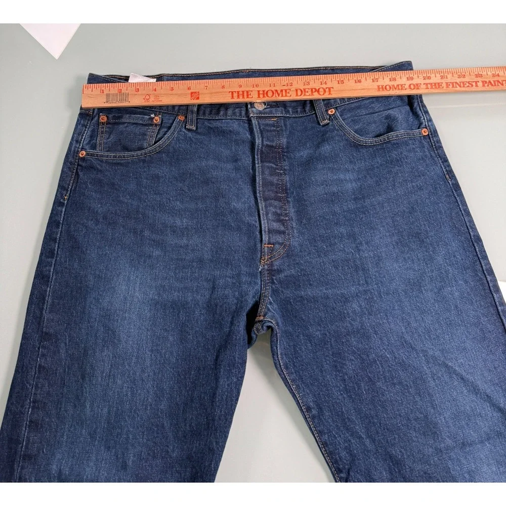 Levis 501 Original Fit Button Fly Jeans Mens 40x34 Dark Wash Straight Leg Preppy